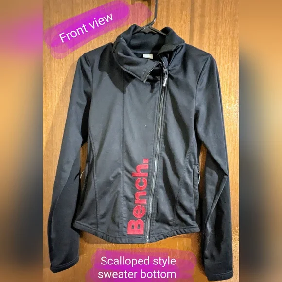 Size small, BENCH long sleeve zip up sweater/jacket in black w/BENCH red logo - Picture 3 of 11